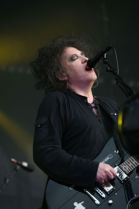 The Cure во время выступления на международном фестивале рок-музыки Maxidrom-2012  - Юлия Рыженко