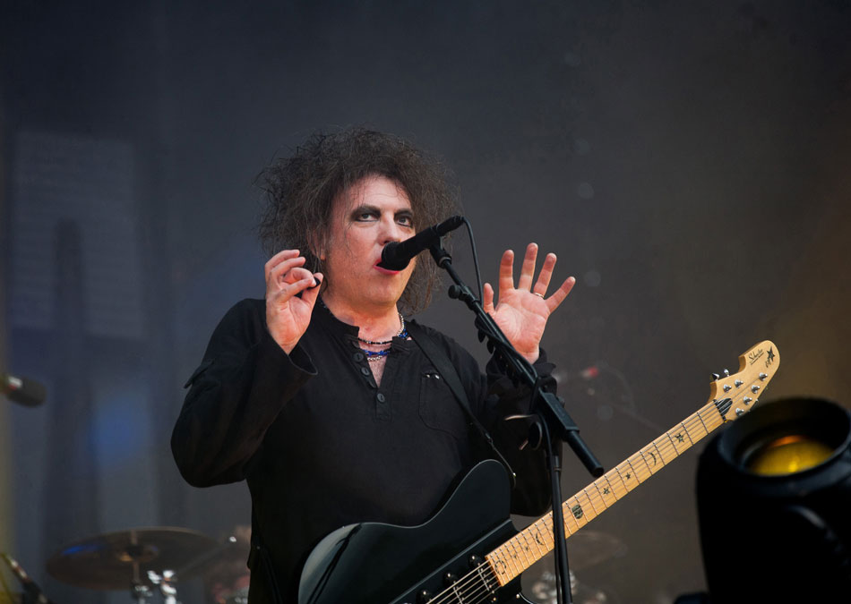 The Cure во время выступления на международном фестивале рок-музыки Maxidrom-2012  - Юлия Рыженко