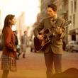 Мюзикл «Однажды», посвященный истории любви уличного музыканта из Дублина и чешской пианистки, отметили в восьми номинациях «Тони», театрального аналога кинопремии «Оскар».