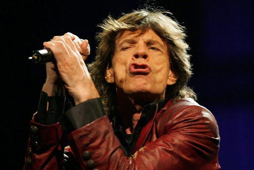 Ветераны рока The Rolling Stones хотят завершить 50-летнюю концертную деятельность выступлением на крупнейшем британском музыкальном фестивале в Гластонберри 2013 года, в котором они раньше никогда не участвовали.