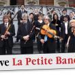 La Petite Bande — старейший бельгийский ансамбль, исполняющий музыку барокко на старинных инструментах, — из-за отмены государственной финансовой поддержки может прекратить свое существование. Его руководитель Сигизвальд Кёйкен призывает подписать петицию о спасении ансамбля.